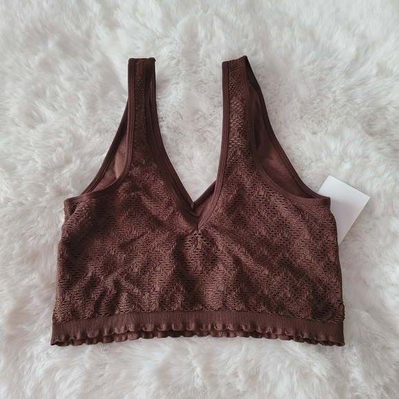 🤎AERIE SUPERCHILL SEAMLESS BRA TOP SIZE M - Picture 8 of 8